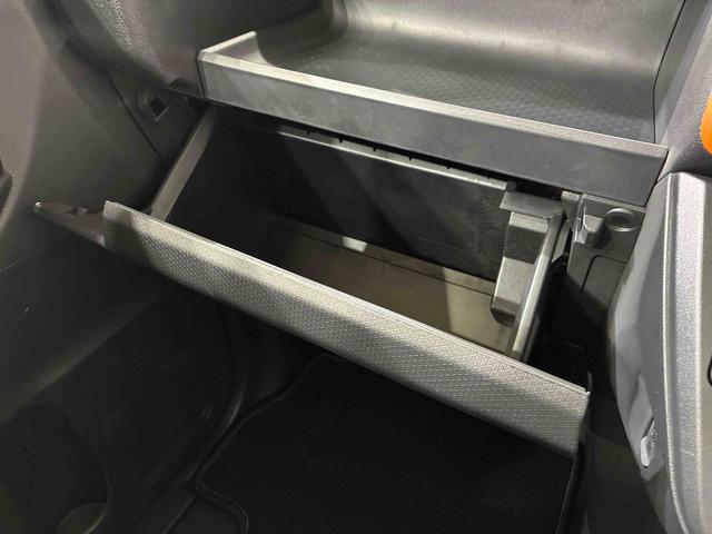 タント ファンクロスターボ　４ＷＤ　アルミホイール　シートヒーター　ターボ　アイドリングストップ　オートマチックハイビーム　衝突防止システム　ＬＥＤヘッドランプ　レーンアシスト　スマートキー　記録簿　ワンオーナー　エアバッグ（11枚目）