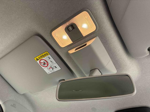 タント ファンクロスターボ　４ＷＤ　アルミホイール　シートヒーター　ターボ　アイドリングストップ　オートマチックハイビーム　衝突防止システム　ＬＥＤヘッドランプ　レーンアシスト　スマートキー　記録簿　ワンオーナー　エアバッグ（28枚目）