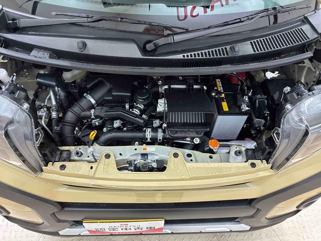 タント ファンクロスターボ　４ＷＤ　アルミホイール　シートヒーター　ターボ　アイドリングストップ　オートマチックハイビーム　衝突防止システム　ＬＥＤヘッドランプ　レーンアシスト　スマートキー　記録簿　ワンオーナー　エアバッグ（18枚目）