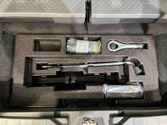 タフト G ダーククロムベンチャー 4WD アルミホイール シートヒーター アイドリングストップ オートマチックハイビーム 衝突防止システム LEDヘッドランプ レーンアシスト スマートキー 記録簿 ワンオーナー エアバッグ エアコン(17枚目)