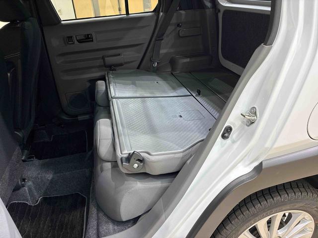 タフト Ｇ　ダーククロムベンチャー　４ＷＤ　アルミホイール　シートヒーター　アイドリングストップ　オートマチックハイビーム　衝突防止システム　ＬＥＤヘッドランプ　レーンアシスト　スマートキー　記録簿　ワンオーナー　エアバッグ　エアコン（33枚目）