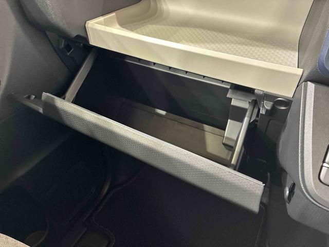 タント Ｌ　４ＷＤ　シートヒーター　アイドリングストップ　オートマチックハイビーム　衝突防止システム　ＬＥＤヘッドランプ　レーンアシスト　スマートキー　記録簿　ワンオーナー　エアバッグ　エアコン　パワーウィンドウ（11枚目）