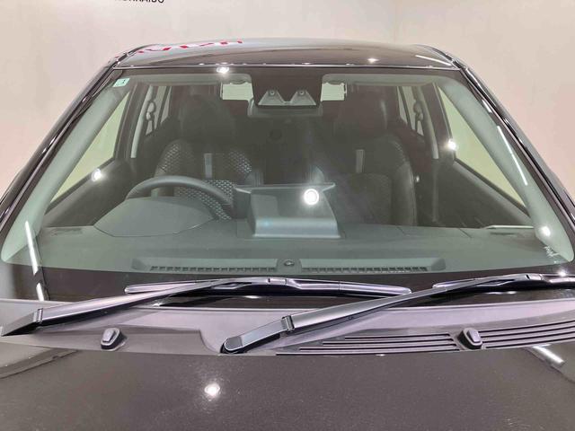 ロッキー プレミアムG 4WD アルミホイール シートヒーター ターボ アイドリングストップ オートマチックハイビーム 衝突防止システム LEDヘッドランプ レーンアシスト スマートキー 記録簿 ワンオーナー エアバッグ(2枚目)