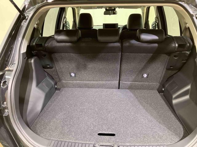 ロッキー プレミアムG 4WD アルミホイール シートヒーター ターボ アイドリングストップ オートマチックハイビーム 衝突防止システム LEDヘッドランプ レーンアシスト スマートキー 記録簿 ワンオーナー エアバッグ(16枚目)