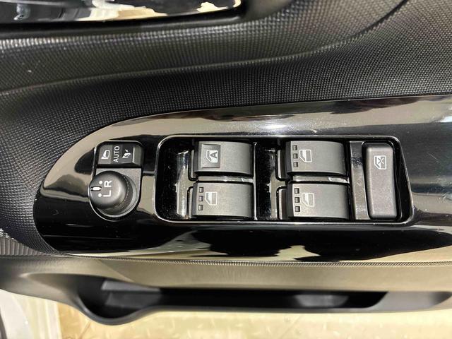 ムーヴキャンバス Ｘブラックインテリアリミテッド　ＳＡＩＩＩ（6枚目）