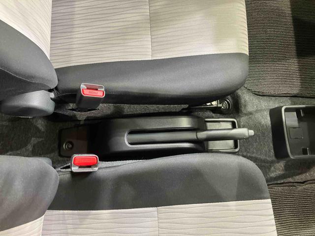 ミライース X SAIII 4WD アイドリングストップ オートマチックハイビーム 衝突防止システム LEDヘッドランプ レーンアシスト キーレスエントリー 記録簿 ワンオーナー エアバッグ エアコン パワーステアリング CD(30枚目)