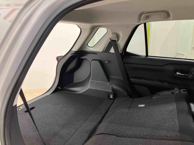 ロッキー プレミアムＧ　４ＷＤ　アルミホイール　シートヒーター　ターボ　アイドリングストップ　オートマチックハイビーム　衝突防止システム　ＬＥＤヘッドランプ　レーンアシスト　スマートキー　記録簿　ワンオーナー　エアバッグ（33枚目）