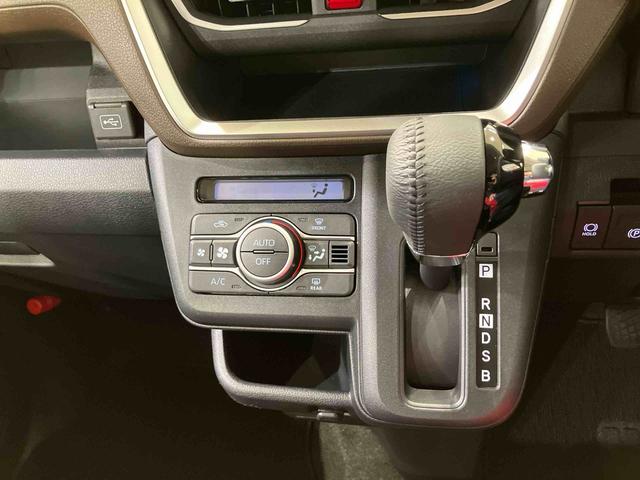 ムーヴ ＲＳ　４ＷＤ　アルミホイール　ターボ　アイドリングストップ　オートマチックハイビーム　衝突防止システム　ＬＥＤヘッドランプ　レーンアシスト　スマートキー　記録簿　ワンオーナー　エアバッグ　エアコン（10枚目）