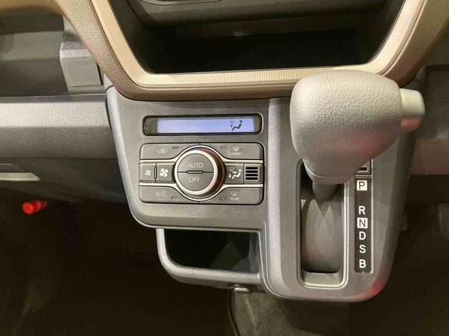 ムーヴ Ｘ　４ＷＤ　アイドリングストップ　オートマチックハイビーム　衝突防止システム　ＬＥＤヘッドランプ　レーンアシスト　スマートキー　記録簿　ワンオーナー　エアバッグ　エアコン　パワーステアリング（10枚目）