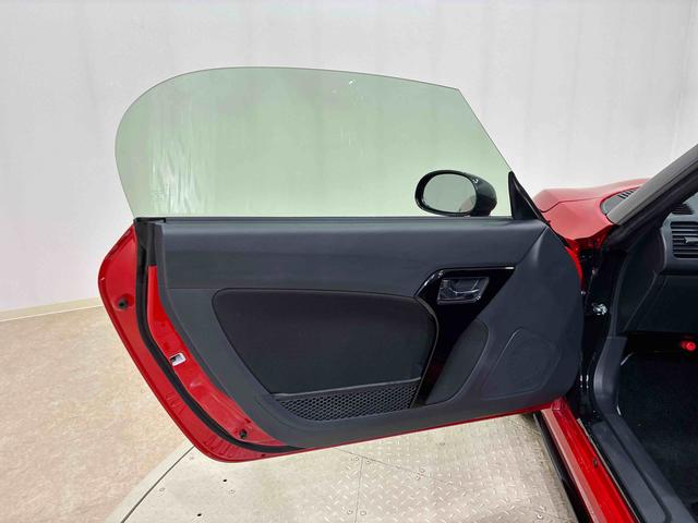 コペン ＧＲ　スポーツ　アルミホイール　ターボ　ＬＥＤヘッドランプ　スマートキー　記録簿　ワンオーナー　エアバッグ　エアコン　パワーステアリング　パワーウィンドウ　ＡＢＳ（18枚目）