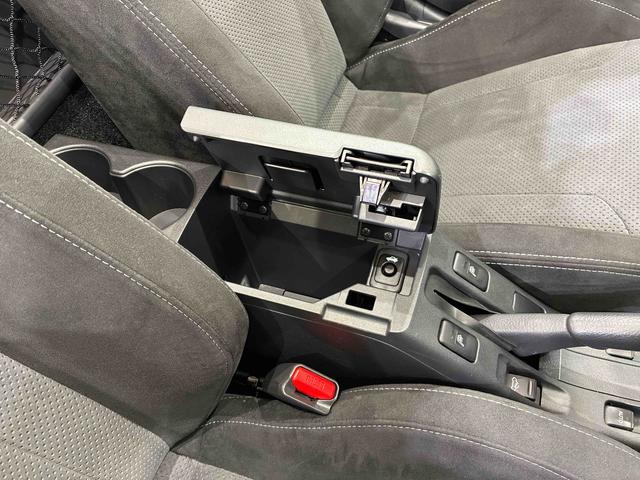 コペン ＧＲ　スポーツ　アルミホイール　ターボ　ＬＥＤヘッドランプ　スマートキー　記録簿　ワンオーナー　エアバッグ　エアコン　パワーステアリング　パワーウィンドウ　ＡＢＳ（37枚目）