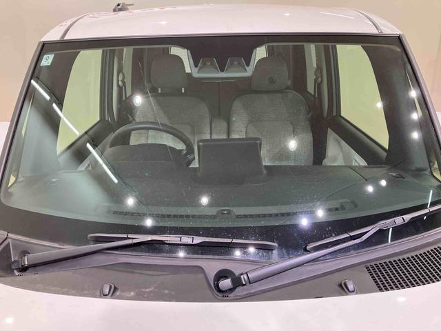 ムーヴキャンバス ストライプスＸ　４ＷＤ　アイドリングストップ　オートマチックハイビーム　衝突防止システム　レーンアシスト　スマートキー　記録簿　ワンオーナー　エアバッグ　エアコン　パワーステアリング　パワーウィンドウ　ＣＤ　ＡＢＳ（2枚目）