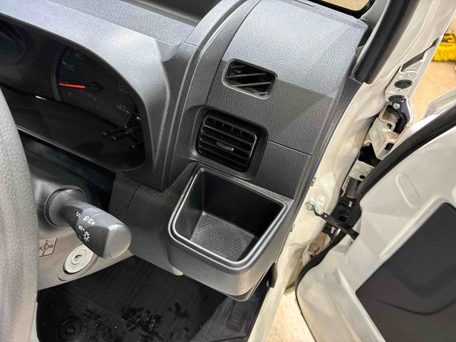 ハイゼットトラック スタンダード　４ＷＤ　アイドリングストップ　オートマチックハイビーム　衝突防止システム　レーンアシスト　記録簿　ワンオーナー　エアコン　パワーステアリング　エアバッグ　ＡＢＳ（24枚目）