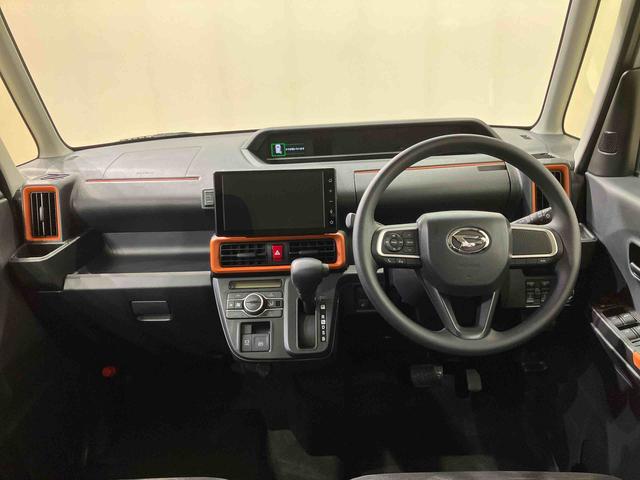 タント ファンクロス　４ＷＤ　アルミホイール　シートヒーター　アイドリングストップ　オートマチックハイビーム　衝突防止システム　ＬＥＤヘッドランプ　レーンアシスト　スマートキー　記録簿　ワンオーナー　エアバッグ　エアコン（5枚目）