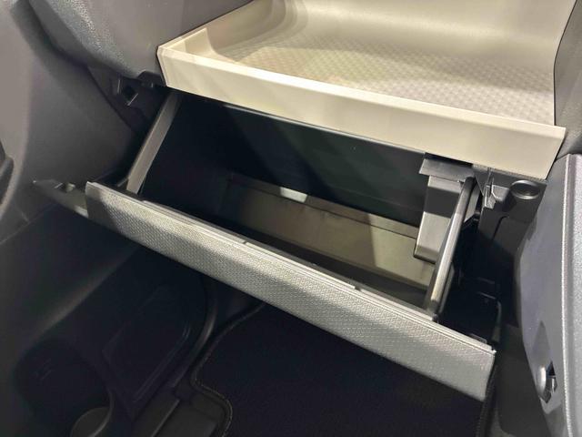 タント Ｘ　４ＷＤ　シートヒーター　アイドリングストップ　オートマチックハイビーム　衝突防止システム　ＬＥＤヘッドランプ　レーンアシスト　スマートキー　記録簿　ワンオーナー　エアバッグ　エアコン　パワーウィンドウ（11枚目）