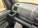 納車前にはプロのメカニックが、各部の点検を行います。ディーラーにしか出来ない品質、そしてサービスできっと満足していただけると思います!