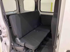 新車・中古車・サービス工場一体型店舗です。中古車はもちろん、ダイハツの新車も販売しておりますので是非一度ご来店下さい！ 4