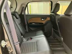 新車・中古車・サービス工場一体型店舗です。中古車はもちろん、ダイハツの新車も販売しておりますので是非一度ご来店下さい！ 4