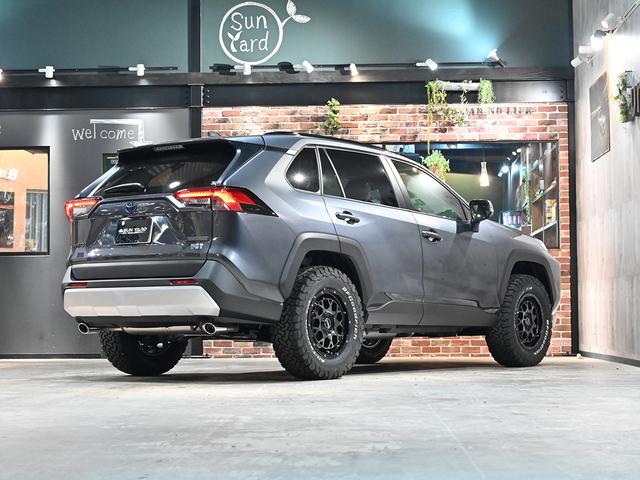 ＲＡＶ４ ハイブリッドアドベンチャー　ＡＣＣイージーアップ１．５インチリフトアップ　レイズＭ９１７インチアルミ　ＢＦグッドリッジオールテレーン　ディスプレィオーディオ　ＥＴＣ　バックモニター　ＬＥＤヘッドライト（18枚目）