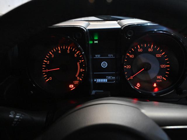 ジムニー XC TOYOオープンカントリーRT 5MT カロッツェリアディスプレィオーディオ バックカメラ ETC SUZUKIグリル(9枚目)