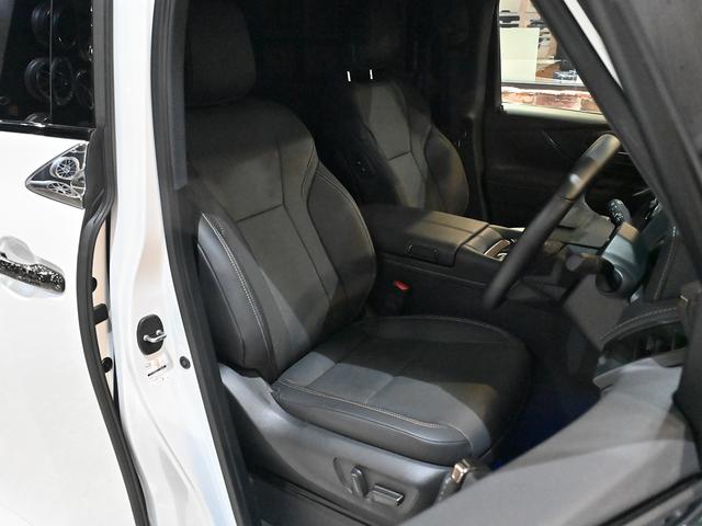 アルファード Ｚ　ＡＣＣエアサス　オンザグランド　構造変更済み　ＷＯＲＫ　ＺＥＡＳＴ　ＳＴＸ　２１インチＡＷ　ブラッシュドカラー　ニットータイヤ　アヴァンツァーレフルエアロ　４本出マフラー　クラッシュ柄ラッピング（17枚目）