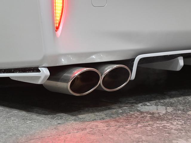 アルファード Ｚ　ＡＣＣエアサス　オンザグランド　構造変更済み　ＷＯＲＫ　ＺＥＡＳＴ　ＳＴＸ　２１インチＡＷ　ブラッシュドカラー　ニットータイヤ　アヴァンツァーレフルエアロ　４本出マフラー　クラッシュ柄ラッピング（26枚目）