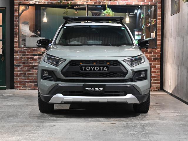 ＲＡＶ４ アドベンチャー　ＢＦグッドリッジタイヤ　デルタフォース１７インチアルミ　社外グリル　ライノラック　フラットラック　ディスプレィオーディオ（2枚目）