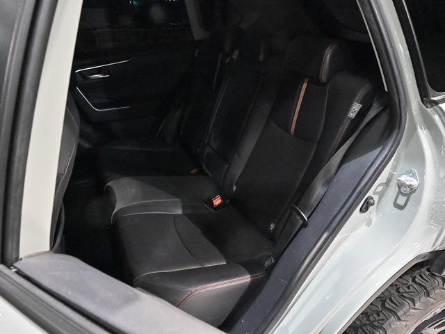 ＲＡＶ４ アドベンチャー　ＢＦグッドリッジタイヤ　デルタフォース１７インチアルミ　社外グリル　ライノラック　フラットラック　ディスプレィオーディオ（17枚目）