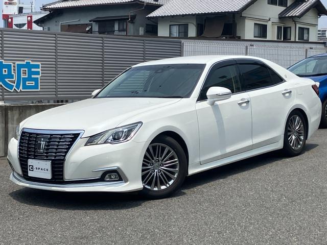 クラウン ロイヤルサルーン　純正ナビＴＶ／内装ブラック／セーフティセンス／ＢＬＩＴＺ車高調（純正有）／Ｂカメラ／１７インチ純正アルミ／Ｂｌｕｅｔｏｏｔｈ／スマートキー／パワーシート／ＥＴＣ／車両取説・スペアキー有（3枚目）