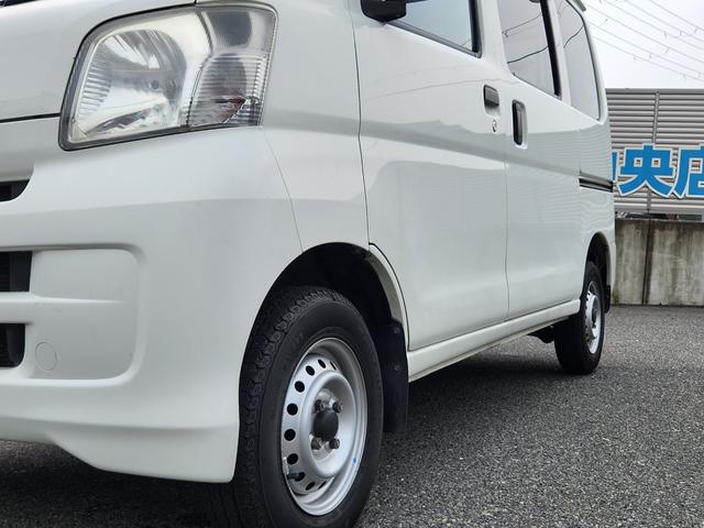 ハイゼットカーゴ ＤＸ　エアコン／オートマ／ＰＷ／Ｗエアバック／キーレス／ＥＴＣ／車検Ｒ９年６月（4枚目）
