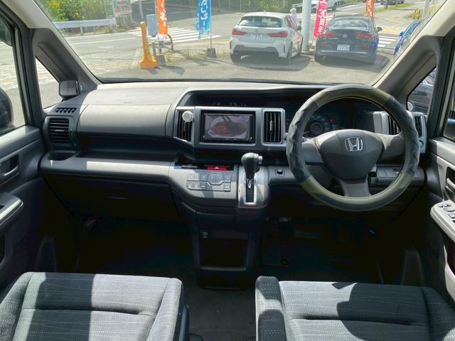 ステップワゴン Ｇ　スマートスタイルエディション　ワンオーナー車　両側パワースライドドア　社外ナビ　フルセグＴＶ　バックカメラ　ＥＴＣ（12枚目）