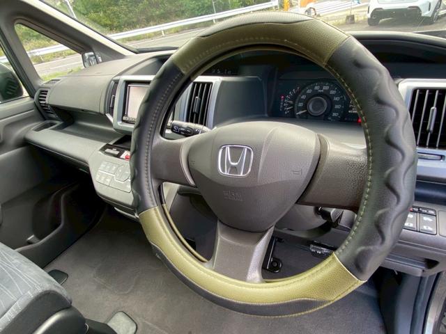 ステップワゴン Ｇ　スマートスタイルエディション　ワンオーナー車　両側パワースライドドア　社外ナビ　フルセグＴＶ　バックカメラ　ＥＴＣ（28枚目）