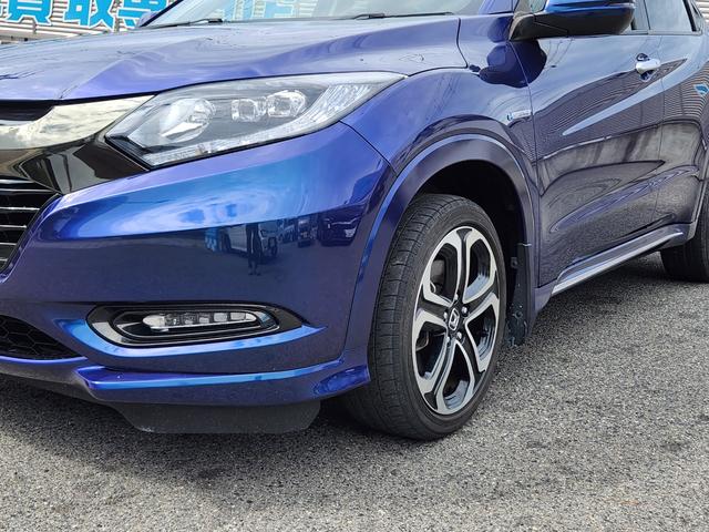 ヴェゼル ハイブリッドＺ・ホンダセンシング　純正ナビＴＶ／Ｂｌｕｅｔｏｏｔｈ／ＨＤＭＩ／Ｂカメラ／ＥＴＣ／前後ドラレコ／パドルシフト／レーンキープアシスト／Ｆ席シートヒーター／ＬＥＤヘッドライト＆フォグランプ／スマートキー＆Ｐスタート（4枚目）