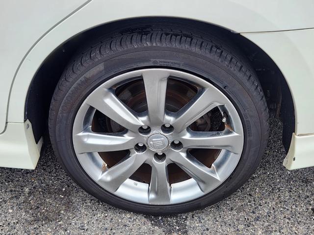 クラウン 2.5アスリート ナビパッケージ 純正ナビTV/Bluetooth/Bカメラ/ETC/ドラレコ/F席Pシート/スマートキー&Pスタート/純正18アルミ/車両取説・ナビ取説・スペアキー有(22枚目)