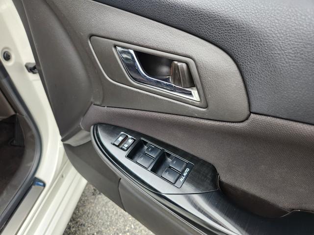 クラウン 2.5アスリート ナビパッケージ 純正ナビTV/Bluetooth/Bカメラ/ETC/ドラレコ/F席Pシート/スマートキー&Pスタート/純正18アルミ/車両取説・ナビ取説・スペアキー有(47枚目)