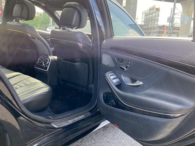 Ｓクラス Ｓ５５０ロング　サンルーフ　黒革シート　３６０°カメラ　電動リアゲート（20枚目）