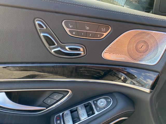Ｓクラス Ｓ５５０ロング　サンルーフ　黒革シート　３６０°カメラ　電動リアゲート（25枚目）