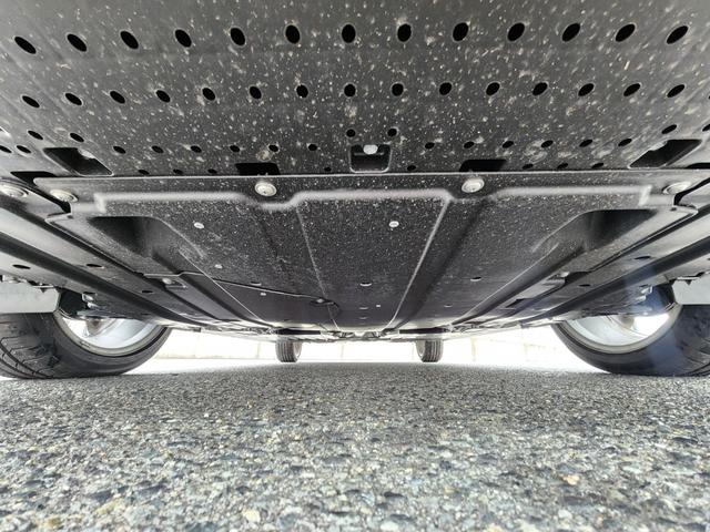 スイフトスポーツ ベースグレード 純正8インチナビTV/全方位カメラ/Bluetooth/前後ドラレコ/ETC/BSM/ブレーキサポート/シートヒーター/取説・ナビ取説・スペアキー有/禁煙車/6速MT車(27枚目)