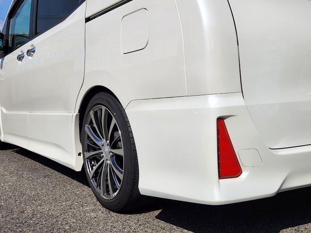 ヴォクシー ZS 煌 8人乗り/アルパイン10インチナビTV/アルパインフリップダウンモニター/Bluetooth/Bカメラ/ETC/ドラレコ/TEIN車高調/社外18アルミ/車両取説・ナビ取説・スペアキー有(6枚目)