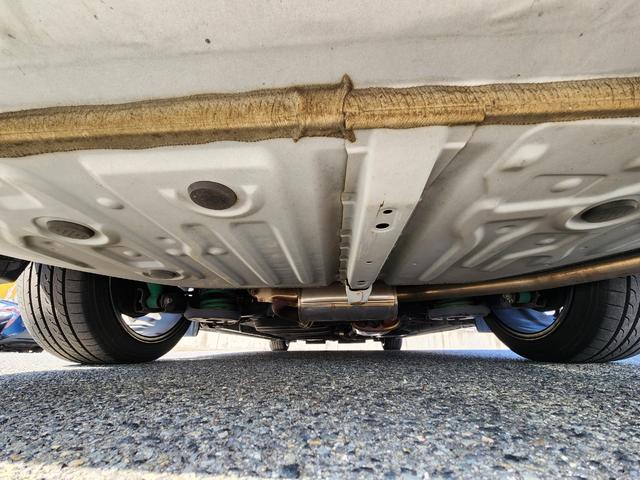 ヴォクシー ZS 煌 8人乗り/アルパイン10インチナビTV/アルパインフリップダウンモニター/Bluetooth/Bカメラ/ETC/ドラレコ/TEIN車高調/社外18アルミ/車両取説・ナビ取説・スペアキー有(28枚目)