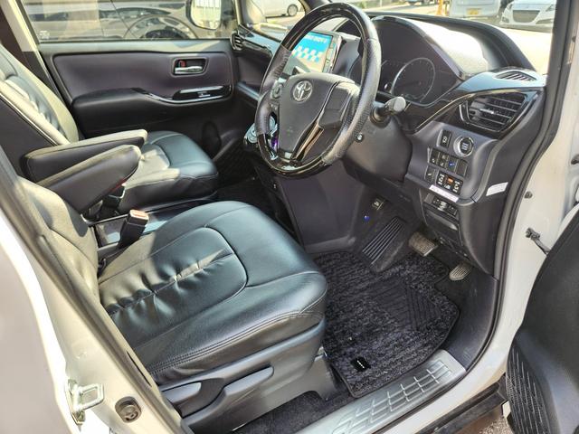 ヴォクシー ZS 煌 8人乗り/アルパイン10インチナビTV/アルパインフリップダウンモニター/Bluetooth/Bカメラ/ETC/ドラレコ/TEIN車高調/社外18アルミ/車両取説・ナビ取説・スペアキー有(45枚目)