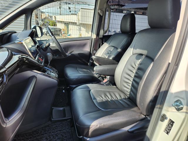 ヴォクシー ZS 煌 8人乗り/アルパイン10インチナビTV/アルパインフリップダウンモニター/Bluetooth/Bカメラ/ETC/ドラレコ/TEIN車高調/社外18アルミ/車両取説・ナビ取説・スペアキー有(50枚目)