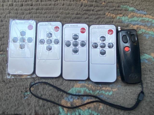 グランドハイエース リミテッド プレステージエディション 4WD/サンルーフ/本革シート/Wエアコン/左Pスライドドア/Bカメラ/前席シートヒーター/パワーシート/クルーズコントロール/ETC/ドラレコ/純正アルミ☆Tベルト交換済み☆純正ヘッドレスト付き(54枚目)