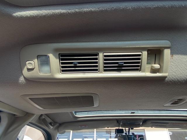 グランドハイエース リミテッド プレステージエディション 4WD/サンルーフ/本革シート/Wエアコン/左Pスライドドア/Bカメラ/前席シートヒーター/パワーシート/クルーズコントロール/ETC/ドラレコ/純正アルミ☆Tベルト交換済み☆純正ヘッドレスト付き(60枚目)