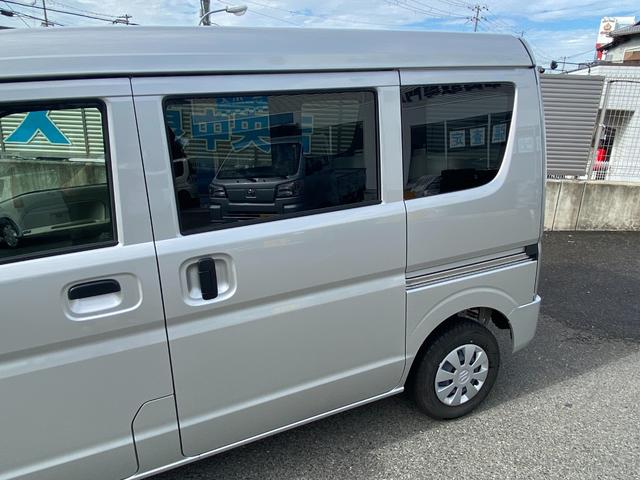 エブリイ PC LEDヘッドライト/オーバーヘッドコンソール/D席シートヒーター/デュアルカメラブレーキサポート/パートタイム4WD/PW付き/取説・スペアキー有(9枚目)