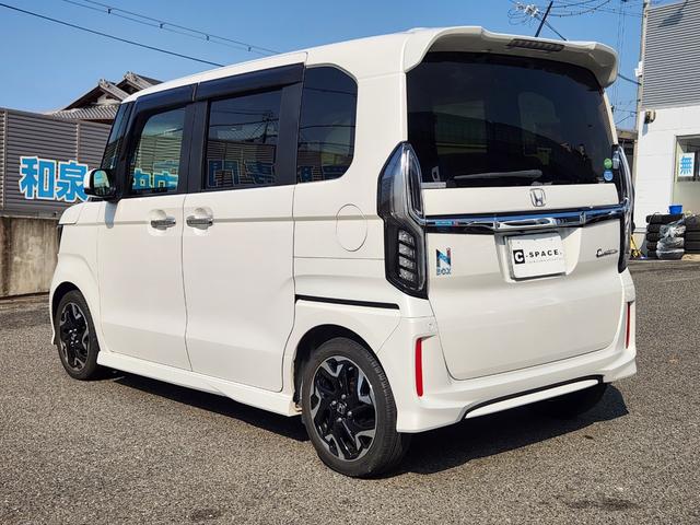 N-BOXカスタム G・Lターボホンダセンシング 1オーナー・禁煙車/純正8インチナビTV/Bluetooth/TVキャンセラー/両側Pスライドドア/ホンダセンシング/パドルシフト/ETC/Bカメラ/ドラレコ/車両取説・ナビ取説・スペアキー有(7枚目)