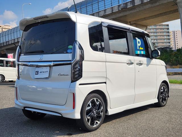 N-BOXカスタム G・Lターボホンダセンシング 1オーナー・禁煙車/純正8インチナビTV/Bluetooth/TVキャンセラー/両側Pスライドドア/ホンダセンシング/パドルシフト/ETC/Bカメラ/ドラレコ/車両取説・ナビ取説・スペアキー有(9枚目)