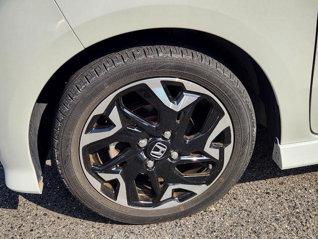 N-BOXカスタム G・Lターボホンダセンシング 1オーナー・禁煙車/純正8インチナビTV/Bluetooth/TVキャンセラー/両側Pスライドドア/ホンダセンシング/パドルシフト/ETC/Bカメラ/ドラレコ/車両取説・ナビ取説・スペアキー有(21枚目)