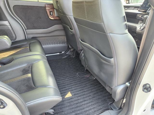 N-BOXカスタム G・Lターボホンダセンシング 1オーナー・禁煙車/純正8インチナビTV/Bluetooth/TVキャンセラー/両側Pスライドドア/ホンダセンシング/パドルシフト/ETC/Bカメラ/ドラレコ/車両取説・ナビ取説・スペアキー有(52枚目)