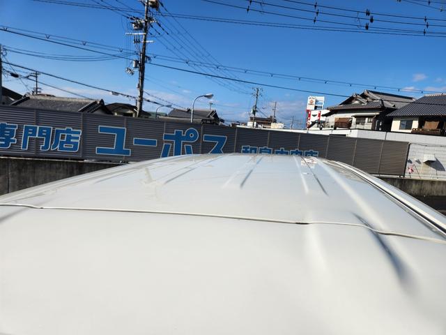 ランディ 2.0X 1オーナー/全方位カメラ/エマージェンシーブレーキ/左Pスライドドア/BSM/8人乗り/車両取説・スペアキー有(18枚目)